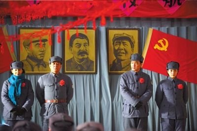 《白云飘飘的年代》探班 高希希再造奢华军事剧