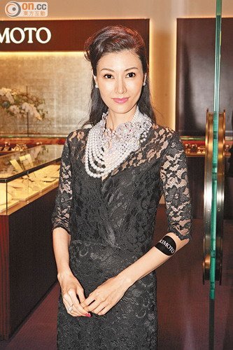 李嘉欣老公送礼要实际 儿子录生日歌比恋爱甜蜜