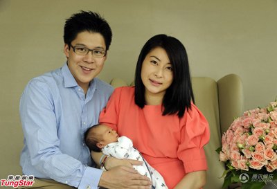 【钢牙八卦】姑娘,你是谁,请问有事吗?