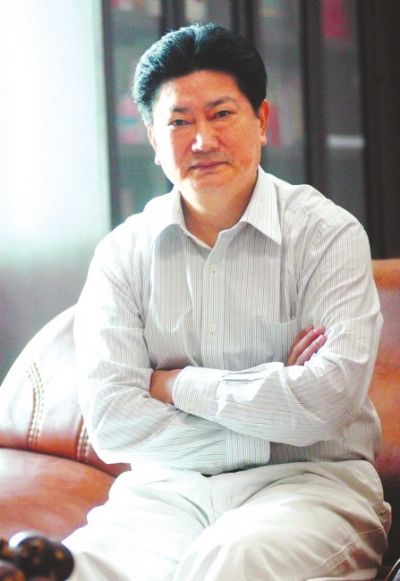李途纯资料照片。